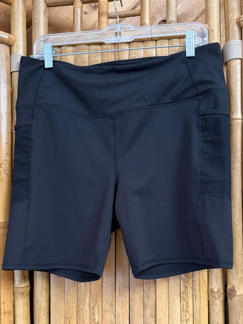 GAIAM Black High-Rise Bike Shorts with Side Pockets